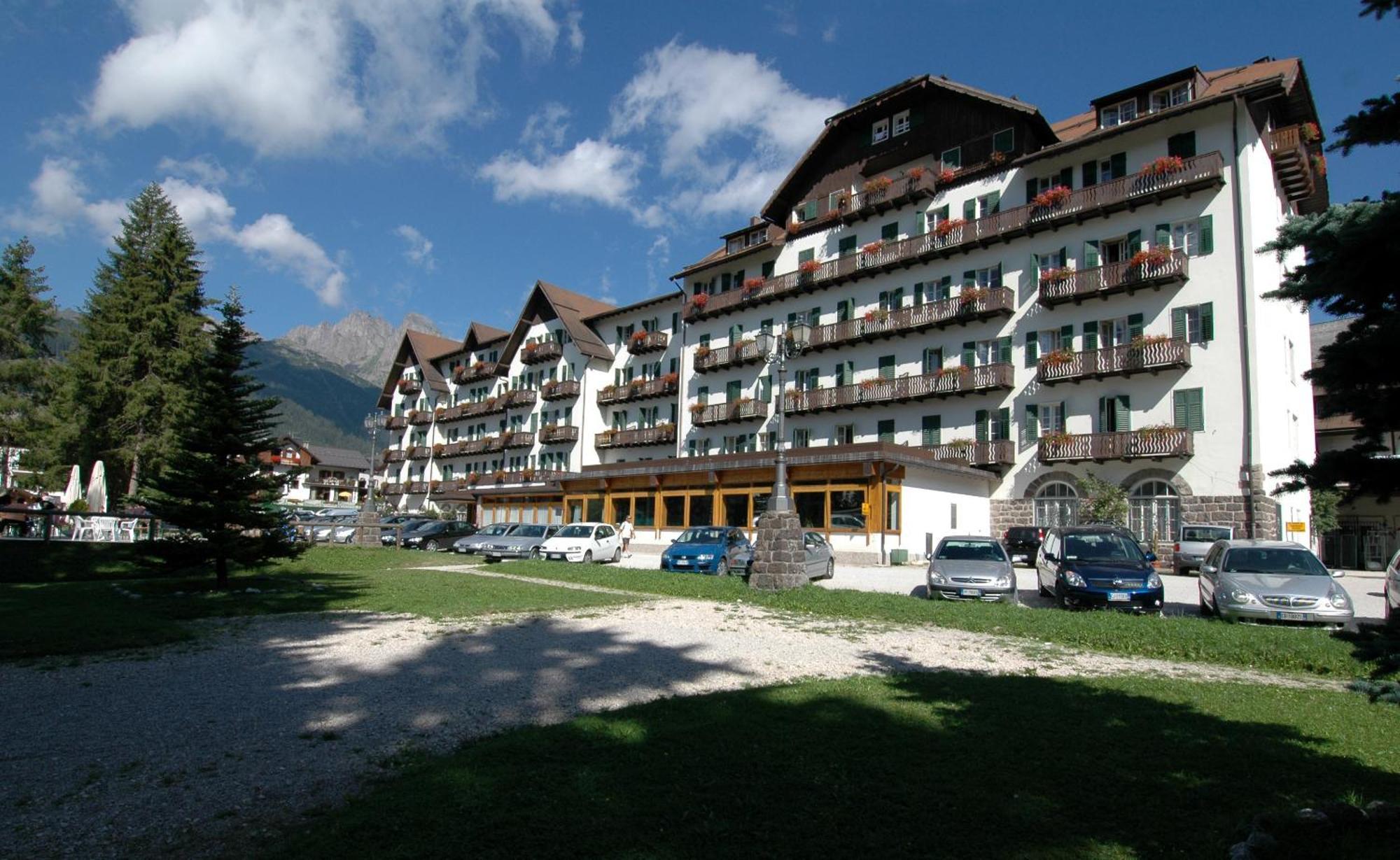Th San Martino - Majestic Dolomiti Hotel San Martino Di Castrozza Eksteriør bilde